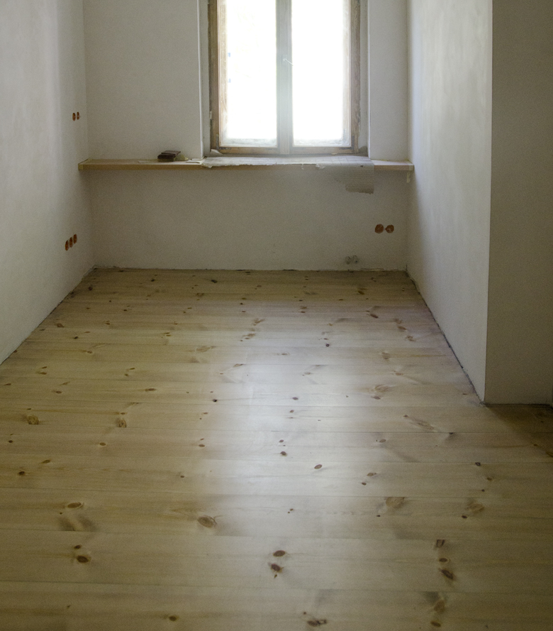 Jaka podłoga drewniana do mieszkania